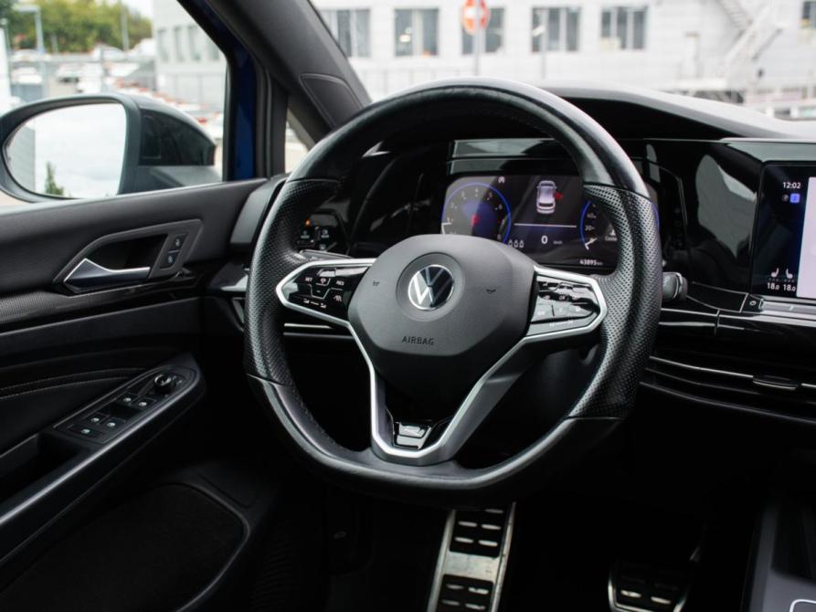 Volkswagen Golf VIII Москва  - изображение 17