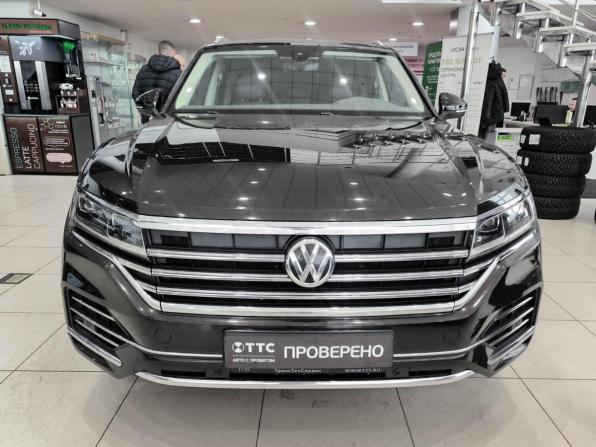 Volkswagen Touareg III с пробегом 2018 года, цена 3 650 000 рублей, 236557 км, внедорожник, Автокод Объявления