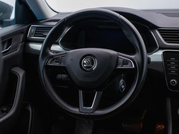 Skoda Superb III с пробегом 2019 года, цена 2 263 000 рублей, 75089 км, лифтбек, Автокод Объявления