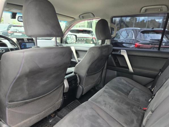 Toyota Land Cruiser Prado 150 Series с пробегом 2013 года, цена 2 599 000 рублей, 284000 км, внедорожник, Автокод Объявления