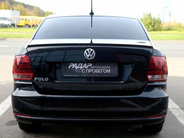 Volkswagen Polo V Рестайлинг с пробегом 2019 года, цена 972 000 рублей, 141000 км, седан, Автокод Объявления