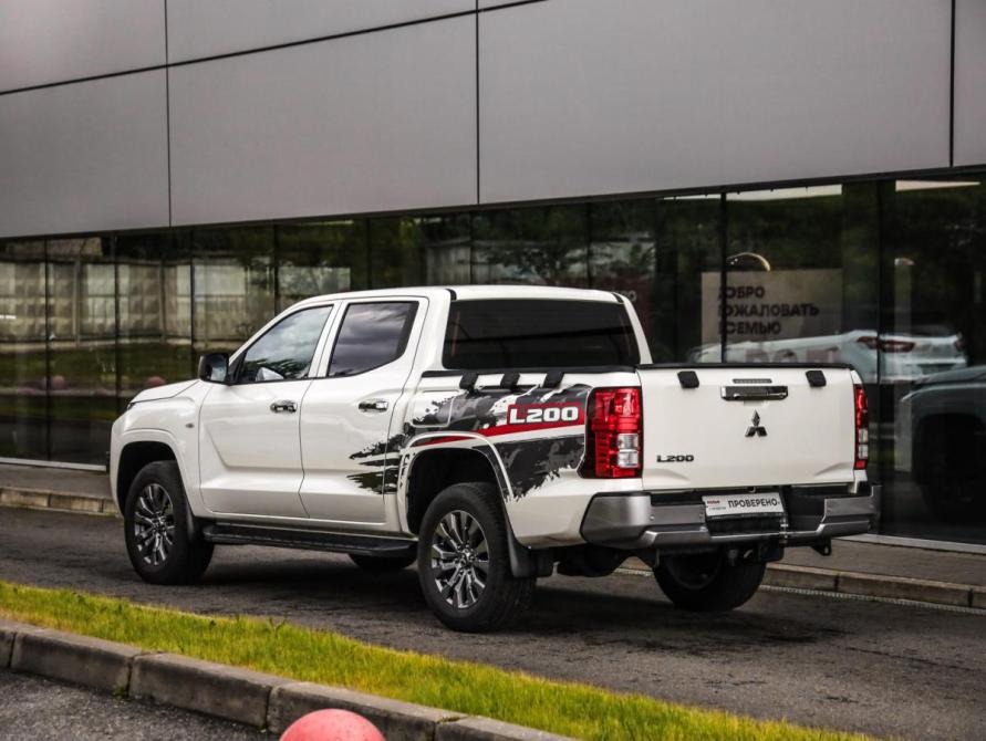 Mitsubishi L200 VI Санкт-Петербург  - изображение 9