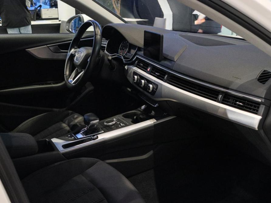 Audi A4 V (B9) Москва  - изображение 7