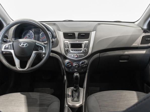 Hyundai Solaris I Рестайлинг с пробегом 2015 года, цена 1 299 000 рублей, 56100 км, хэтчбек, Автокод Объявления