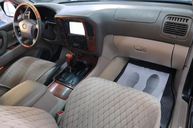 Lexus LX II с пробегом 2001 года, цена 1 899 000 рублей, 330000 км, внедорожник, Автокод Объявления