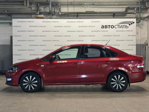 Volkswagen Polo V Рестайлинг с пробегом 2016 года, цена 949 000 рублей, 167000 км, седан, Автокод Объявления