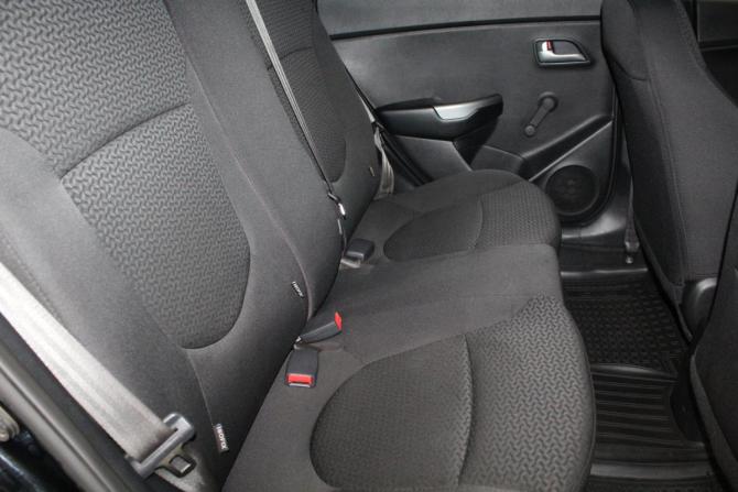 Kia Rio III Рестайлинг с пробегом 2015 года, цена 979 000 рублей, 167000 км, хэтчбек, Автокод Объявления