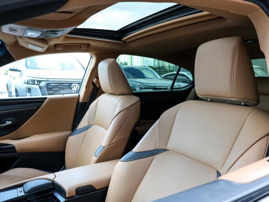 Lexus ES VII Рестайлинг Москва  - изображение 20