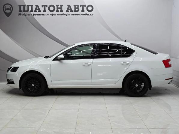 Skoda Octavia III (A7) Рестайлинг с пробегом 2018 года, цена 1 729 000 рублей, 127500 км, лифтбек, Автокод Объявления