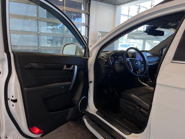 Chevrolet Captiva I Рестайлинг 2 с пробегом 2014 года, цена 1 360 000 рублей, 265705 км, внедорожник, Автокод Объявления
