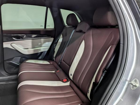 Geely Monjaro I с пробегом 2023 года, цена 3 395 000 рублей, 49039 км, внедорожник, Автокод Объявления