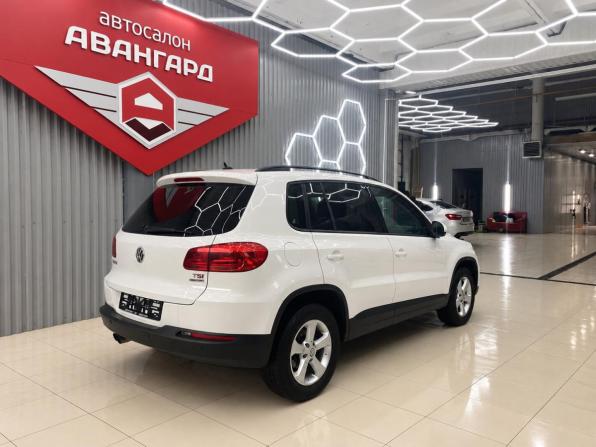 Volkswagen Tiguan I Рестайлинг с пробегом 2014 года, цена 1 498 000 рублей, 124410 км, внедорожник, Автокод Объявления