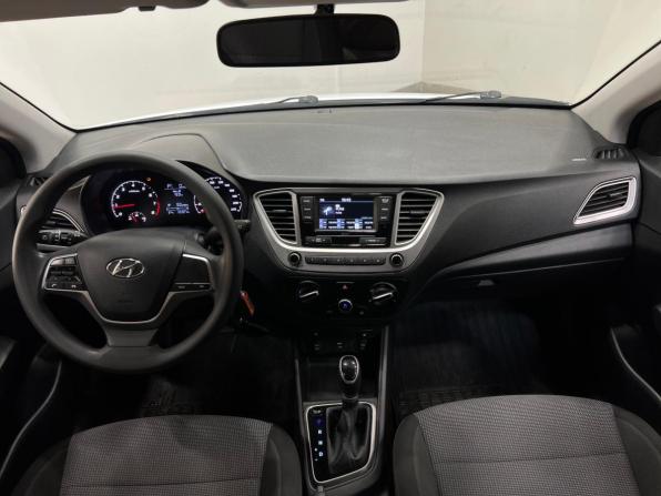 Hyundai Solaris II Рестайлинг с пробегом 2022 года, цена 1 655 000 рублей, 64000 км, седан, Автокод Объявления