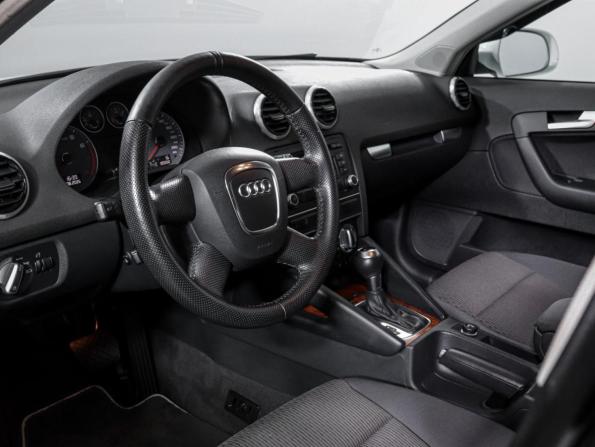 Audi A3 II (8P) Рестайлинг 2 с пробегом 2012 года, цена 899 000 рублей, 105547 км, хэтчбек, Автокод Объявления