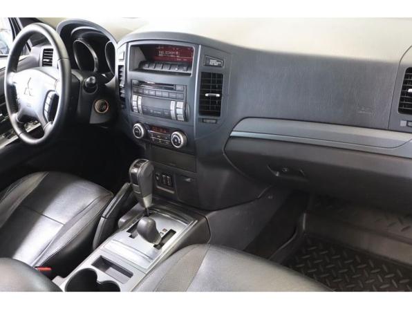 Mitsubishi Pajero IV Рестайлинг 1 с пробегом 2012 года, цена 1 990 000 рублей, 176355 км, внедорожник, Автокод Объявления