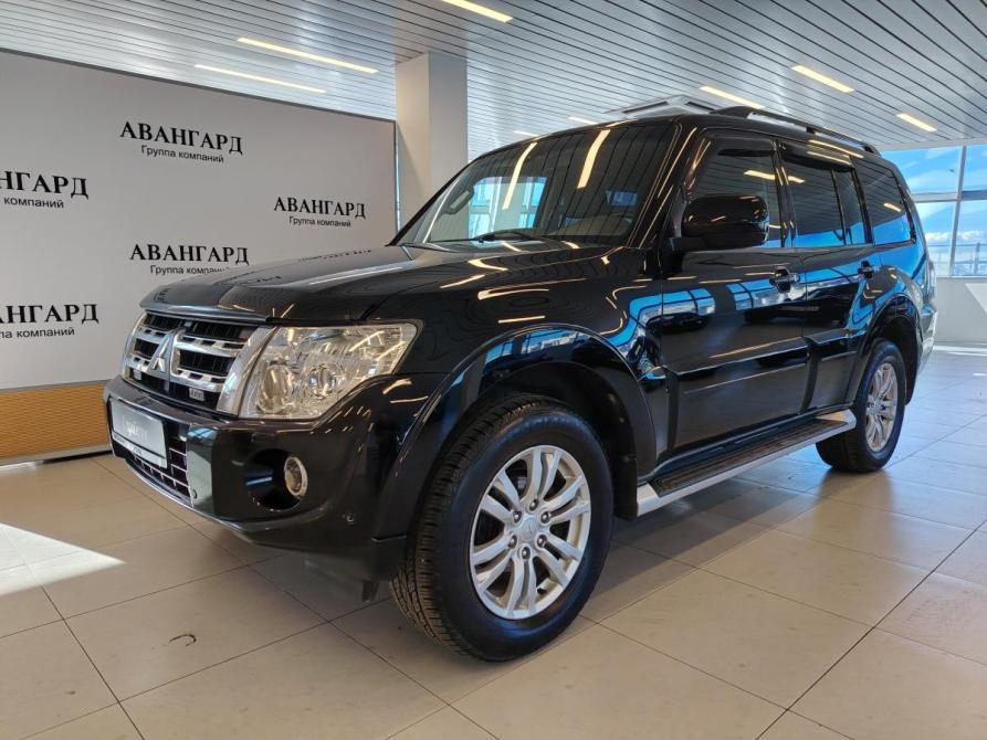Mitsubishi Pajero IV Рестайлинг 1 Санкт-Петербург  - изображение 1
