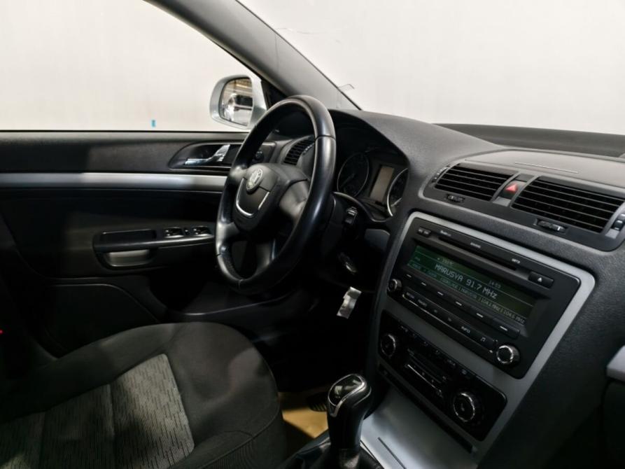 Skoda Octavia II (A5) Рестайлинг Курск  - изображение 6