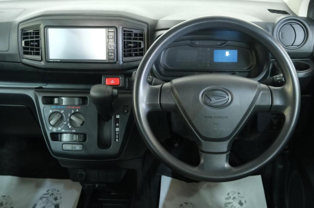 Daihatsu Mira e:S II Омск  - изображение 11