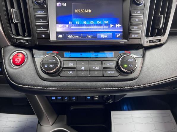Toyota RAV4 IV (XA40) Рестайлинг с пробегом 2018 года, цена 2 395 000 рублей, 147403 км, внедорожник, Автокод Объявления