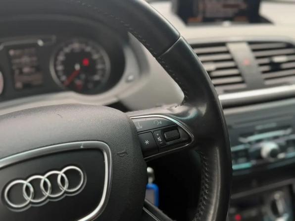 Audi Q3 I (8U) Рестайлинг с пробегом 2014 года, цена 1 529 000 рублей, 205856 км, внедорожник, Автокод Объявления
