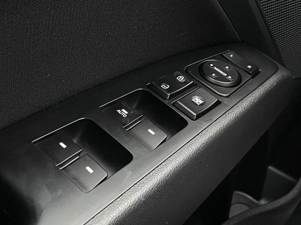 Hyundai Elantra VI (AD) Рестайлинг с пробегом 2019 года, цена 1 399 000 рублей, 172000 км, седан, Автокод Объявления