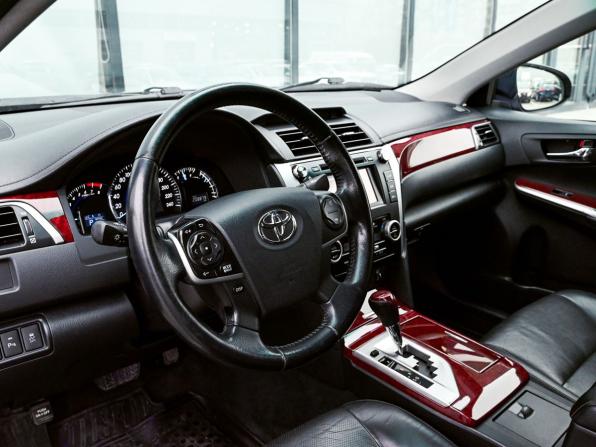 Toyota Camry VII (XV50) с пробегом 2013 года, цена 1 610 000 рублей, 208878 км, седан, Автокод Объявления