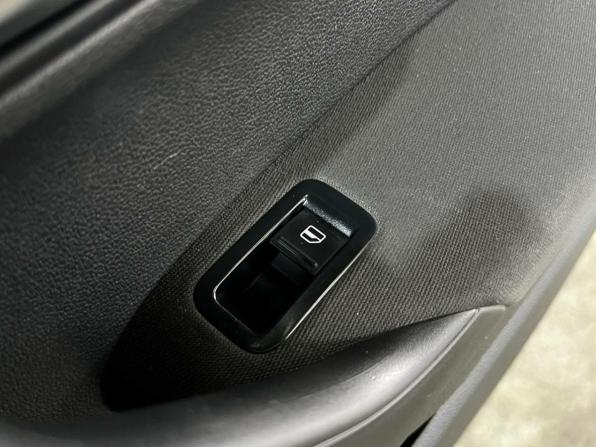 Volkswagen Polo V с пробегом 2012 года, цена 685 000 рублей, 176232 км, седан, Автокод Объявления
