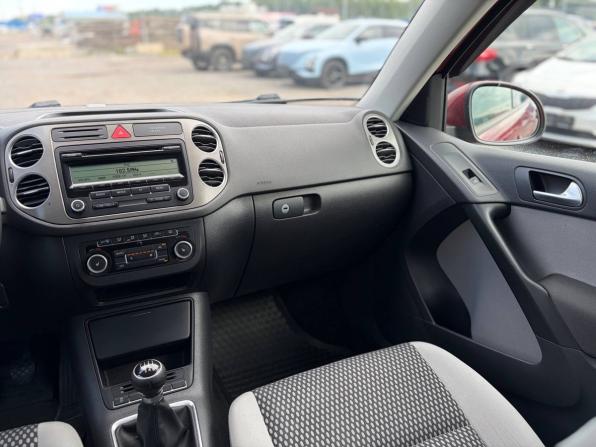 Volkswagen Tiguan I с пробегом 2011 года, цена 695 000 рублей, 260000 км, внедорожник, Автокод Объявления