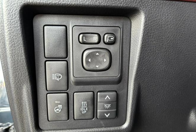Toyota Land Cruiser Prado 150 Series Рестайлинг 1 с пробегом 2015 года, цена 4 120 000 рублей, 206302 км, внедорожник, Автокод Объявления