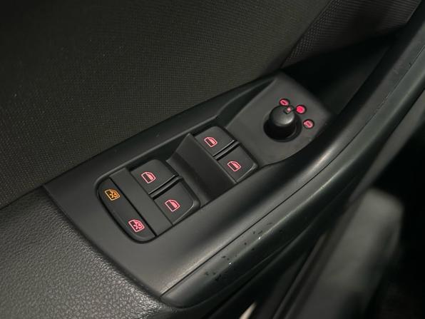 Audi Q3 I (8U) с пробегом 2013 года, цена 1 320 000 рублей, 287028 км, внедорожник, Автокод Объявления