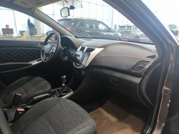 Hyundai Solaris I Рестайлинг с пробегом 2014 года, цена 732 000 рублей, 196372 км, седан, Автокод Объявления