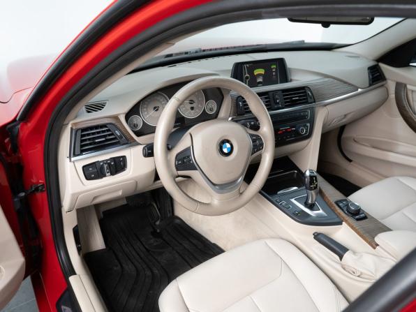 BMW 3 серии VI (F3x) с пробегом 2012 года, цена 2 050 000 рублей, 142291 км, седан, Автокод Объявления