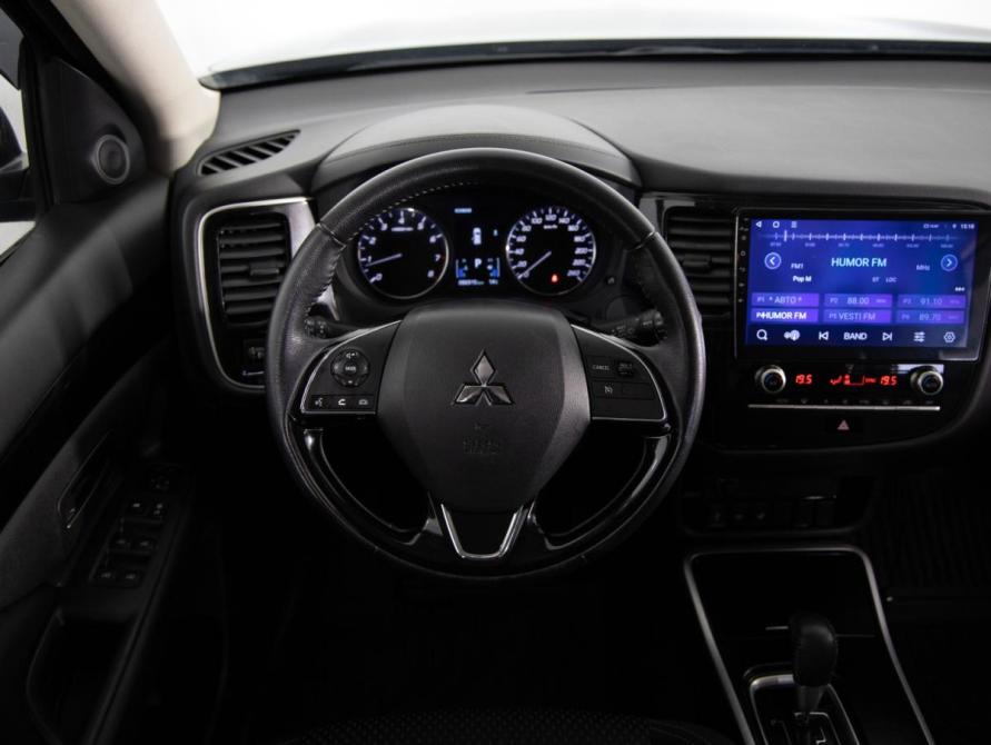 Mitsubishi Outlander III Рестайлинг 3 Санкт-Петербург  - изображение 10