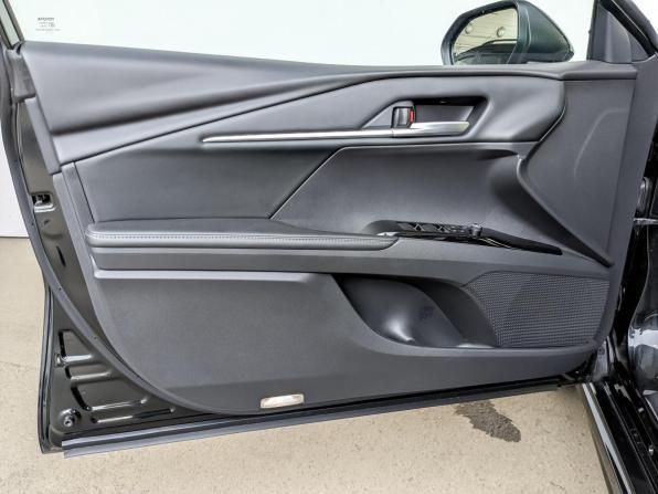 Toyota Camry IX (XV80) China Market с пробегом 2024 года, цена 4 000 000 рублей, 26487 км, седан, Автокод Объявления