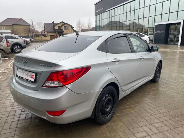 Hyundai Solaris I с пробегом 2013 года, цена 419 900 рублей, 247777 км, седан, Автокод Объявления