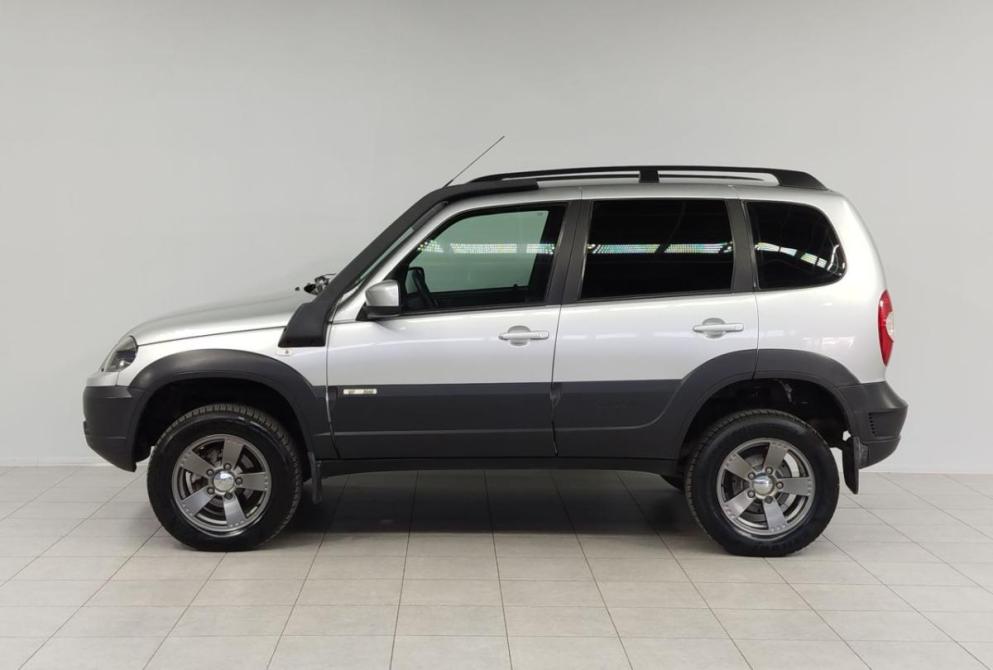 Chevrolet Niva I Рестайлинг Саратов  - изображение 8