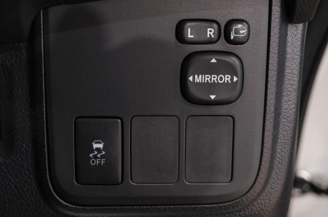 Toyota Wish II с пробегом 2011 года, цена 1 319 000 рублей, 183000 км, минивэн, Автокод Объявления
