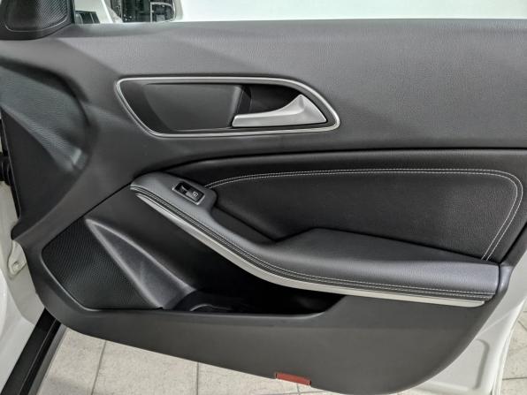 Mercedes-Benz GLA I (X156) с пробегом 2017 года, цена 1 670 000 рублей, 269218 км, внедорожник, Автокод Объявления