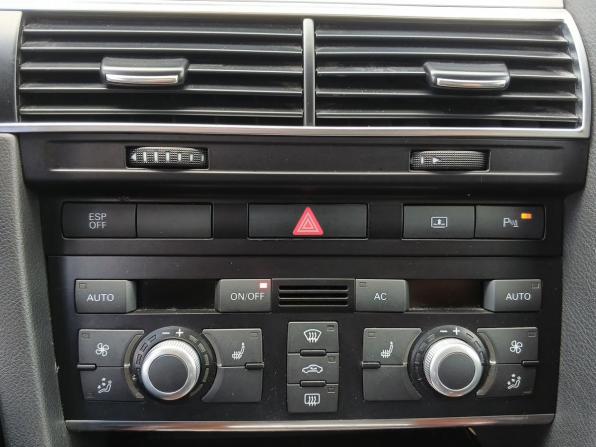 Audi A6 III (C6) Рестайлинг с пробегом 2010 года, цена 1 099 000 рублей, 372700 км, седан, Автокод Объявления