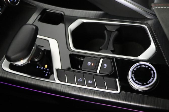 Geely Tugella I с пробегом 2022 года, цена 2 729 990 рублей, 81998 км, внедорожник, Автокод Объявления