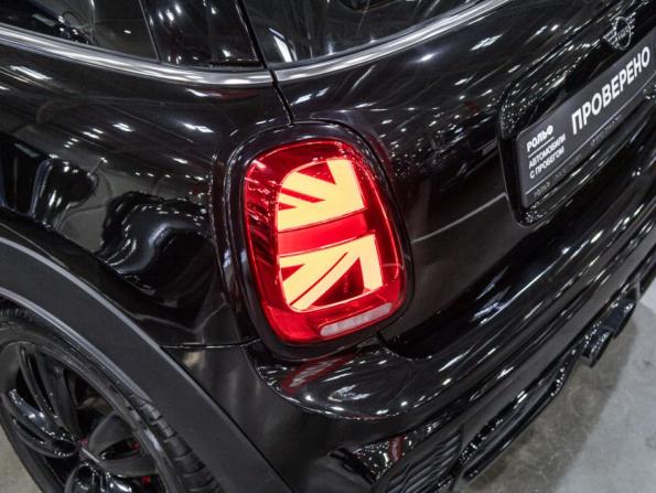 Mini Hatch III (F55/F56) Рестайлинг с пробегом 2019 года, цена 2 780 000 рублей, 54711 км, хэтчбек, Автокод Объявления