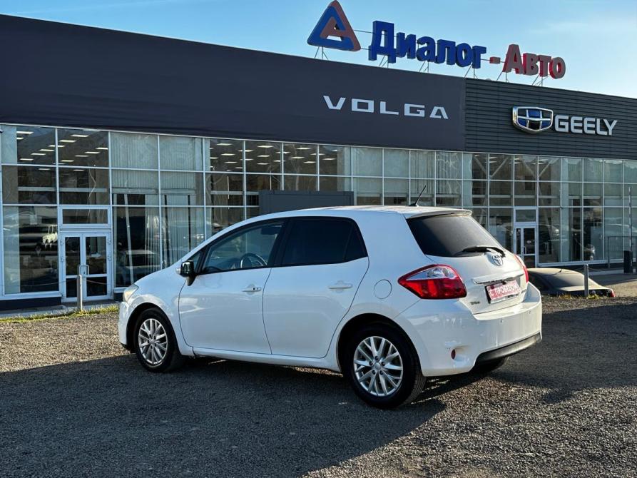 Toyota Auris I Рестайлинг Набережные Челны  - изображение 3