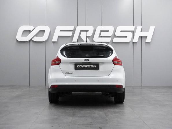 Ford Focus III Рестайлинг с пробегом 2015 года, цена 949 000 рублей, 184574 км, хэтчбек, Автокод Объявления
