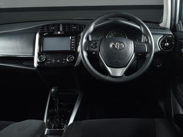 Toyota Corolla XI (E160 E170) Рестайлинг 2 с пробегом 2019 года, цена 1 299 999 рублей, 137843 км, универсал, Автокод Объявления