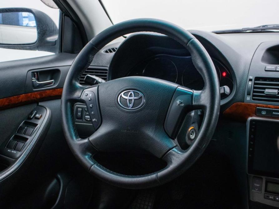 Toyota Avensis II Москва  - изображение 16
