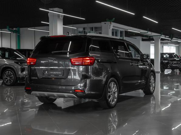 Kia Carnival III с пробегом 2018 года, цена 2 950 000 рублей, 129128 км, минивэн, Автокод Объявления