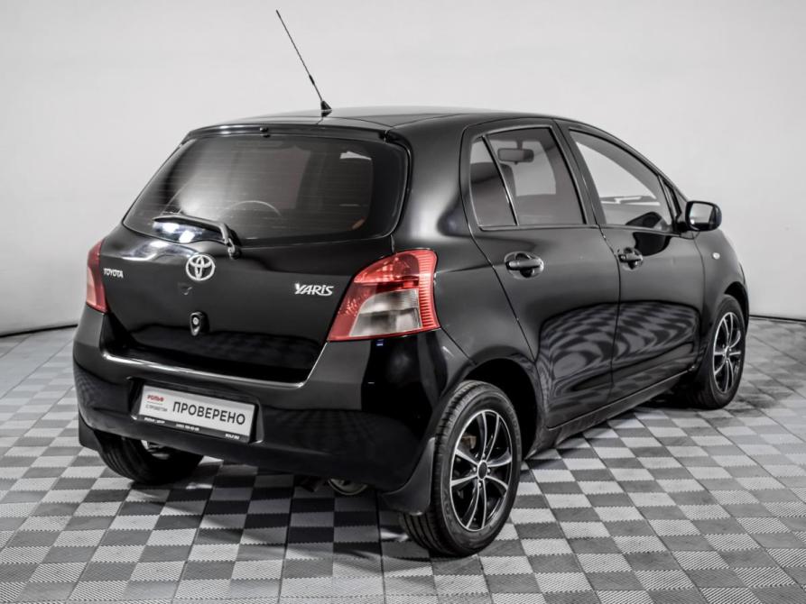 Toyota Yaris II Москва  - изображение 5