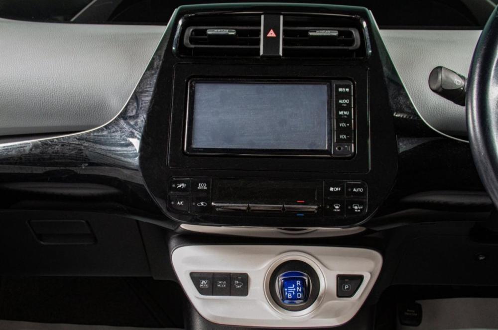 Toyota Prius IV (XW50) Сургут  - изображение 14