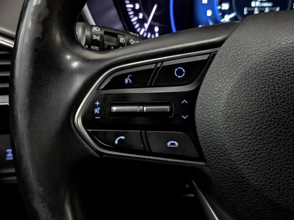 Hyundai Santa Fe IV с пробегом 2018 года, цена 2 725 000 рублей, 133586 км, внедорожник, Автокод Объявления
