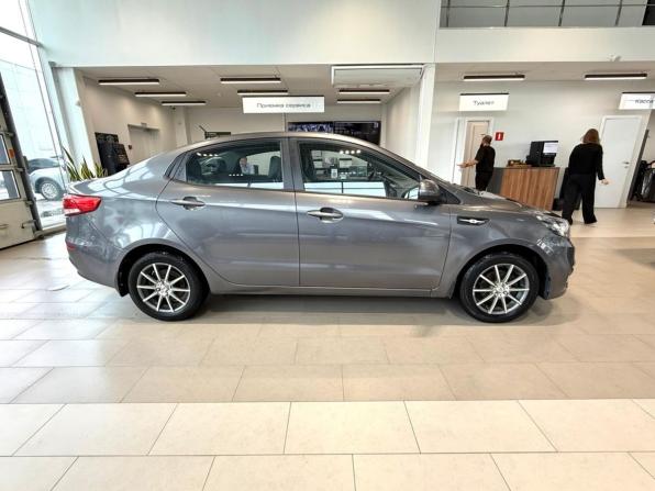 Kia Rio III Рестайлинг с пробегом 2015 года, цена 767 200 рублей, 152550 км, седан, Автокод Объявления